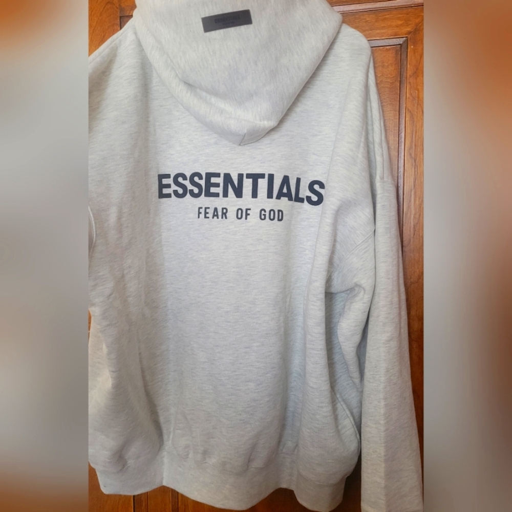 ESSENTIALS HOODIE